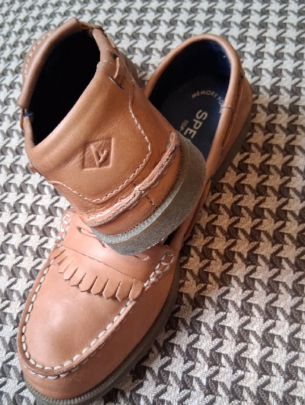 Sperry Top Sider Tan Leather Kiltie Penny Loafers, Size 8, #2836 Brandy Tan - Picture 2 of 3